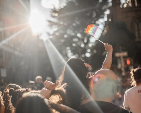 Bagaimana Media di Makassar menjadi Mimbar Kebencian terhadap Keragaman Gender dan Seksual