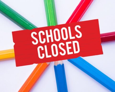 Ilustrasi, sekolah tutup/islandecho.co.uk