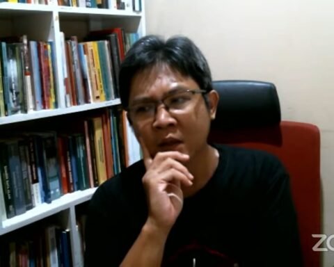 Surat Edaran Rektor UINAM bertentangan dengan Undang-Undang Dasar 1945.