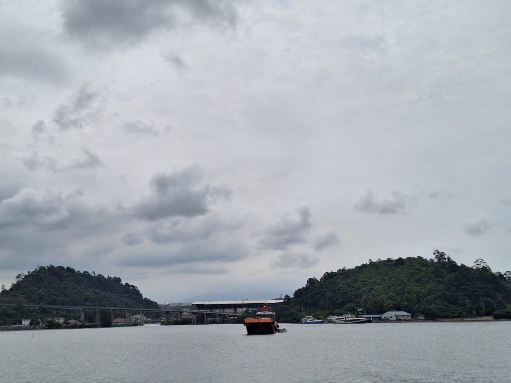 Potret kondisi lingkungan di Dusun Kurisa, Kecamatan Bahodopi, Morowali, Sulteng/Muh Aidil/Bollo.id