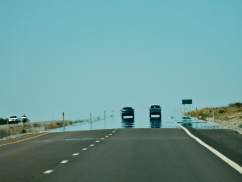 ilustrasi Fatamorgana Jalan Raya/Foto: Istimewa