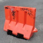 Jalan berlubang di Kota Makassar/Foto: Andi Audia Faiza Nazli Irfan